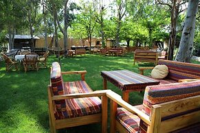 Arkadas Otel