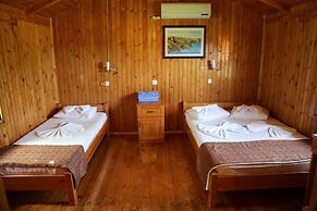 Arkadas Otel