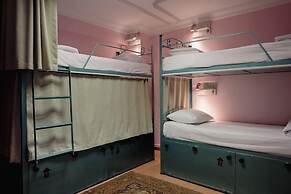 Agora Guesthouse & Hostel