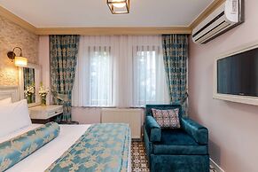 Agora Guesthouse & Hostel