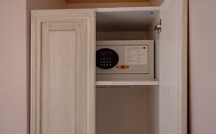 Agora Guesthouse & Hostel