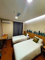Qlio Hotel