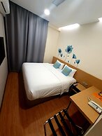 Qlio Hotel