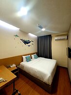 Qlio Hotel