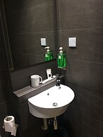 Qlio Hotel
