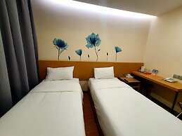 Qlio Hotel