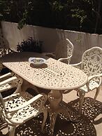 Zhimbad B&B by the sea