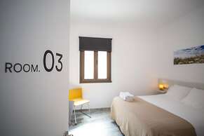 The 8 Rooms House