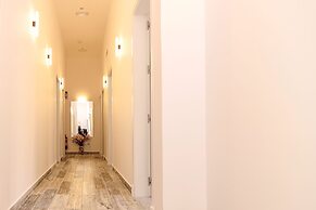 The 8 Rooms House
