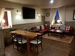 The Old Cross Inn