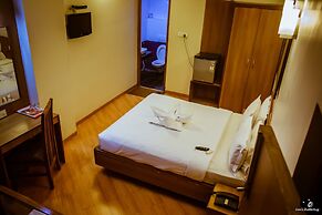Hotel SPR Inn