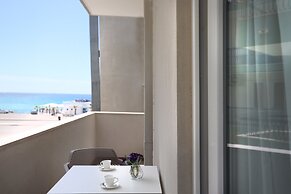 M&F Hotel
