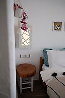 Ceneviz Hotel