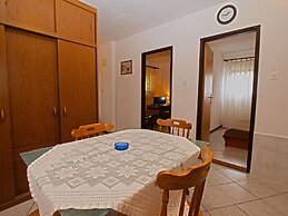 Apartment Jan 325