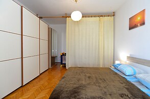 Apartment Vili 351