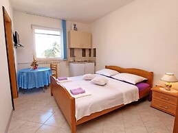 Apartment Mila 395