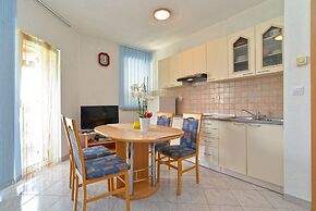 Apartment Mila 395
