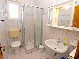 Apartment Mila 395