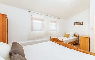 Apartment Manda 709