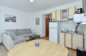 Apartment Manda 709