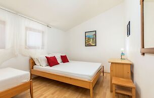 Apartment Manda 709