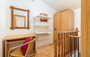 Apartment Manda 709