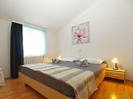 Apartment Neven 810