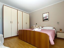 Apartment Neven 810