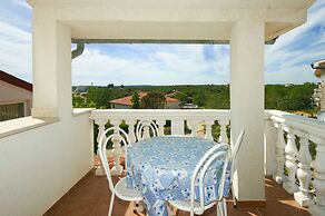 Apartment Neven 810