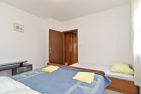 Apartment Josip 828