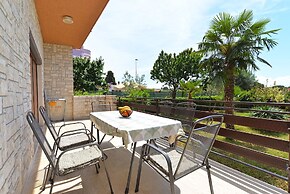 Apartment Mile 1249