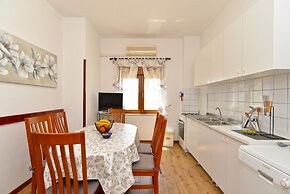 Apartment Mile 1249