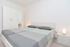 Apartment Mira 1293