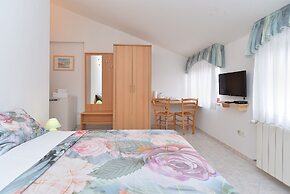 Apartment Mira 1293