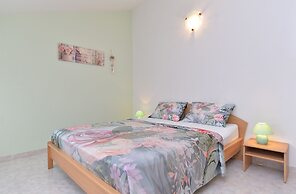 Apartment Mira 1293