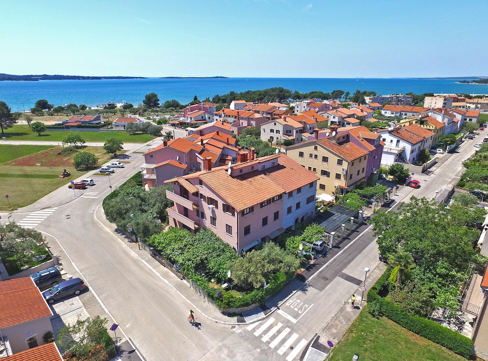 Apartment Mira 1293