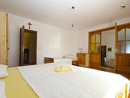 Apartment  Anica 770