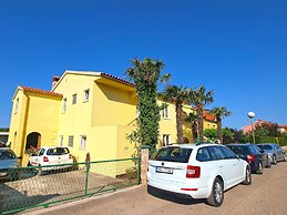 Apartment Gey 671