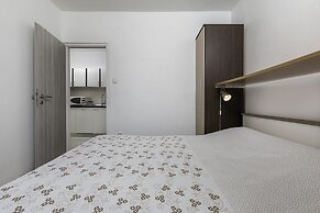 Apartments Maria 821