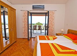 Apartments Ivan 65