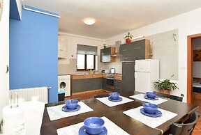 Apartments Mira 295