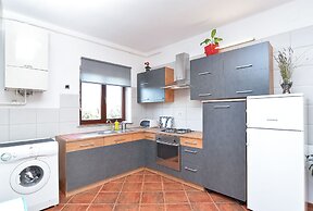 Apartments Mira 295