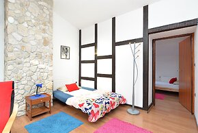 Apartments Mira 295