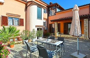 Apartments Mira 295