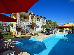 Apartments Nada 354