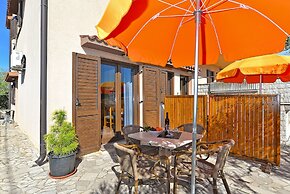 Apartments Pam 379