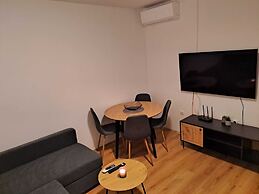 Apartments Arsen 928