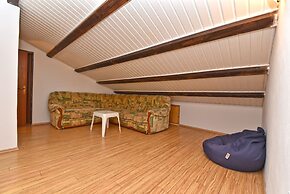 Apartments Arsen 928