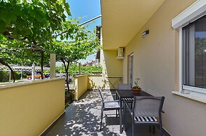 Apartments Dragica 929