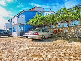 Apartments Ivo 1328